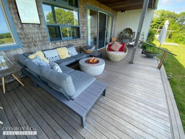 Cape Cod Home 994294