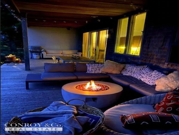 Cape Cod Home 994294
