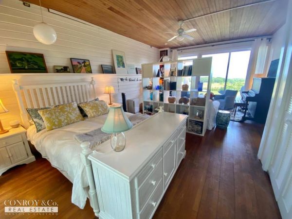Cape Cod Home 994294