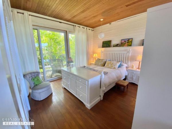 Cape Cod Home 994294