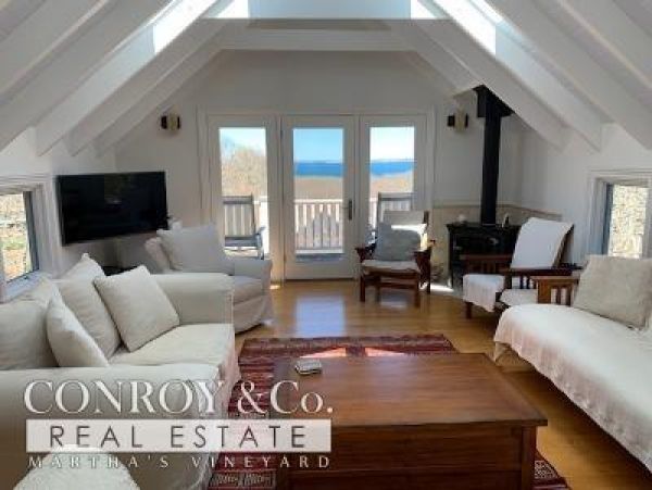 Cape Cod Home 994295