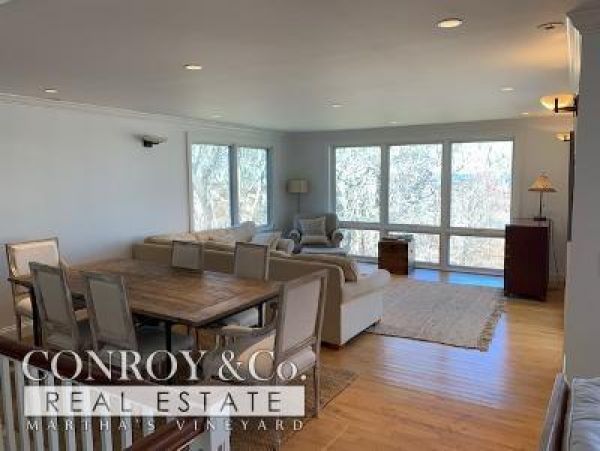Cape Cod Home 994295