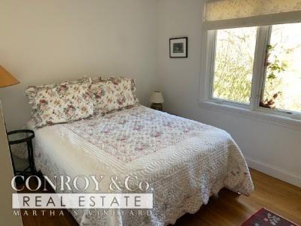 Cape Cod Home 994295