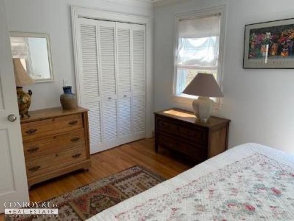 Cape Cod Home 994295
