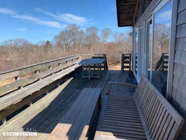 Cape Cod Home 994296