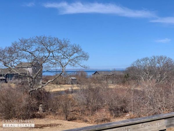 Cape Cod Home 994296
