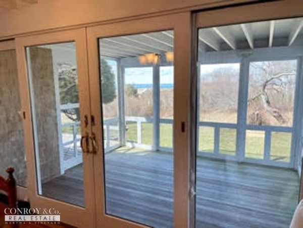 Cape Cod Home 994297