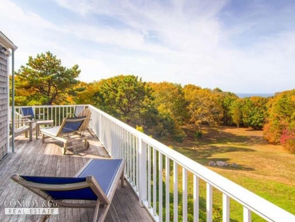 Cape Cod Home 994298