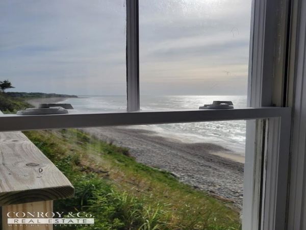 Cape Cod Home 994299