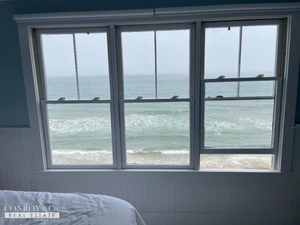 Cape Cod Home 994299
