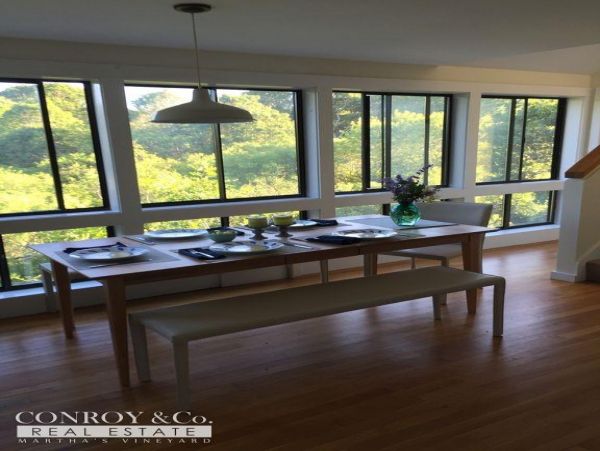 Cape Cod Home 994300
