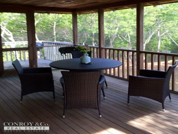 Cape Cod Home 994300