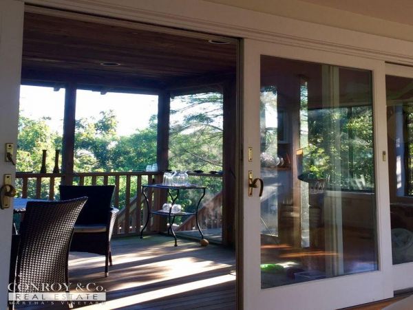 Cape Cod Home 994300