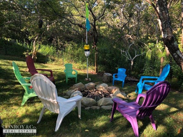 Cape Cod Home 994300