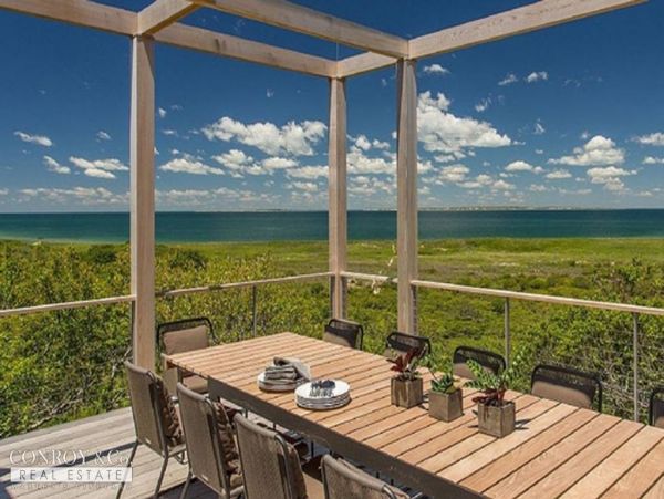 Cape Cod Home 994301