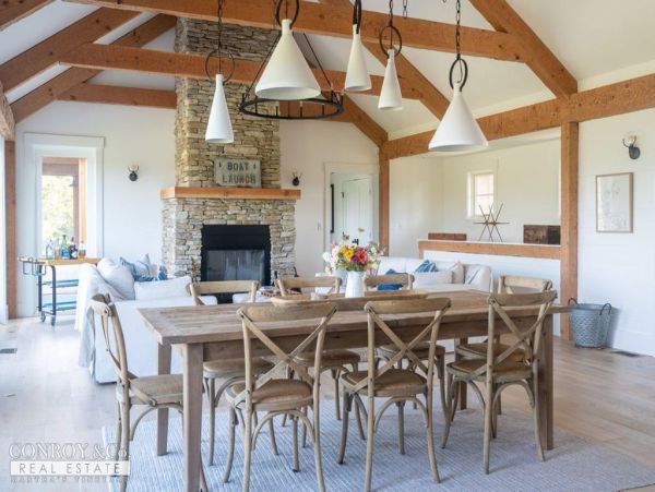 Cape Cod Home 994303