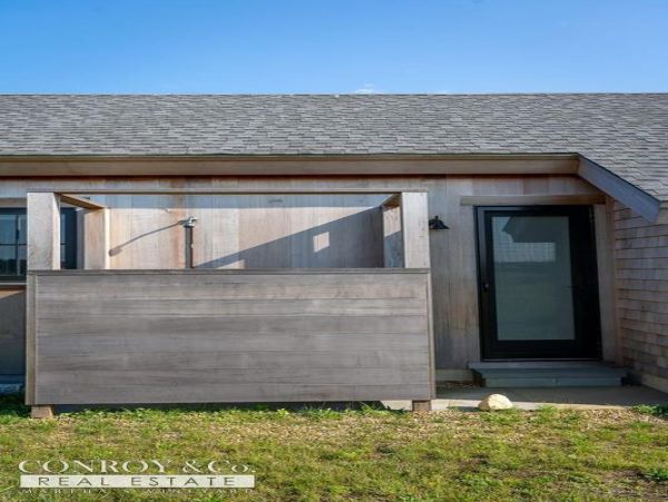 Cape Cod Home 994303