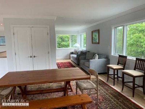 Cape Cod Home 994305