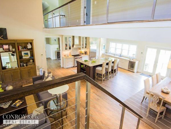 Cape Cod Home 994307