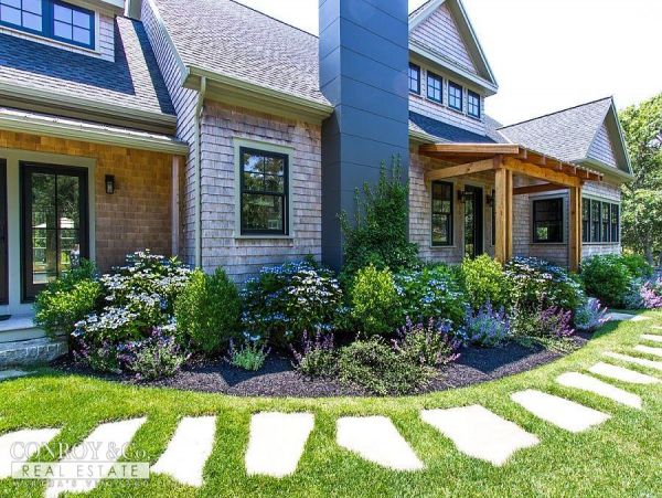 Cape Cod Home 994307