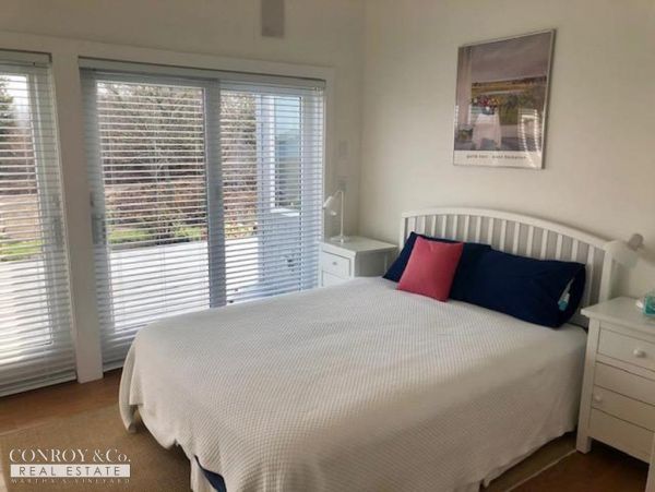 Cape Cod Home 994309