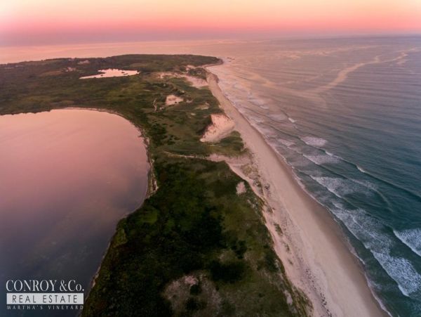 Cape Cod Home 994312