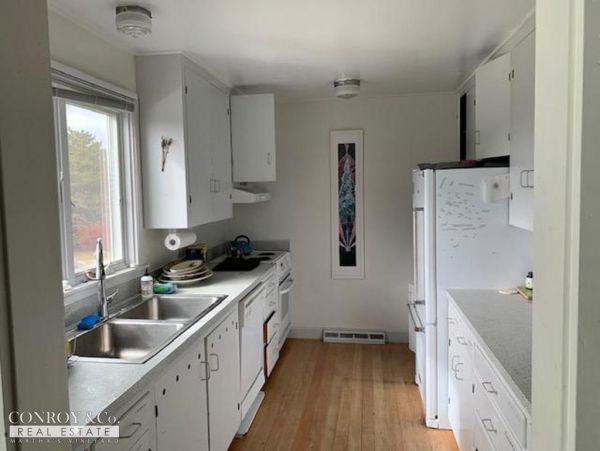 Cape Cod Home 994313