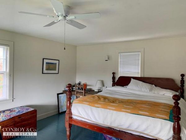 Cape Cod Home 994313