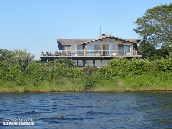Cape Cod Home 994314