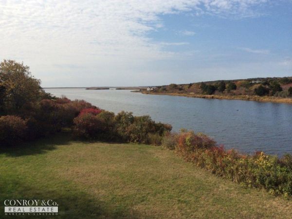 Cape Cod Home 994314