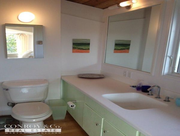 Cape Cod Home 994314