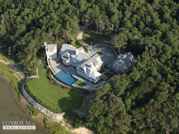 Cape Cod Home 994315