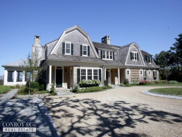 Cape Cod Home 994315