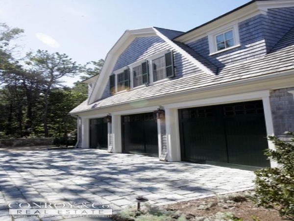 Cape Cod Home 994315