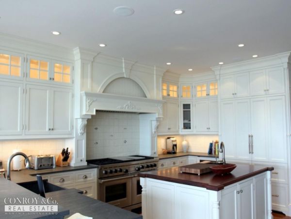 Cape Cod Home 994315