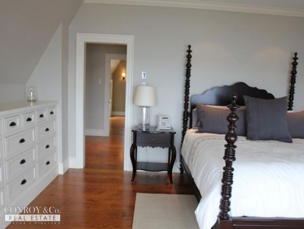 Cape Cod Home 994315