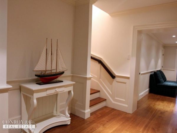 Cape Cod Home 994315