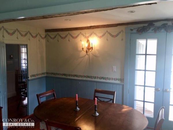 Cape Cod Home 994318