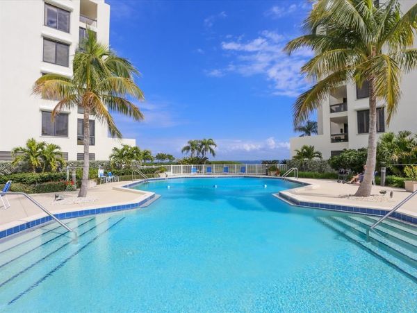 Longboat Key Waterfront Condo Sleeps 4 Guests Canal Views