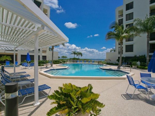 Longboat Key Waterfront Condo Sleeps 4 Guests Canal Views