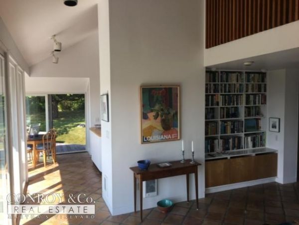 Cape Cod Home 994322
