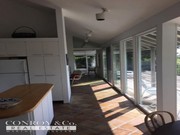 Cape Cod Home 994322