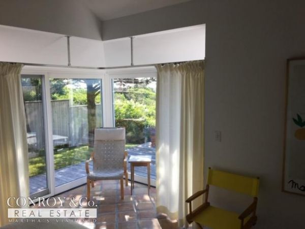 Cape Cod Home 994322