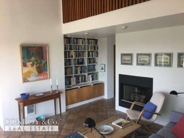 Cape Cod Home 994322