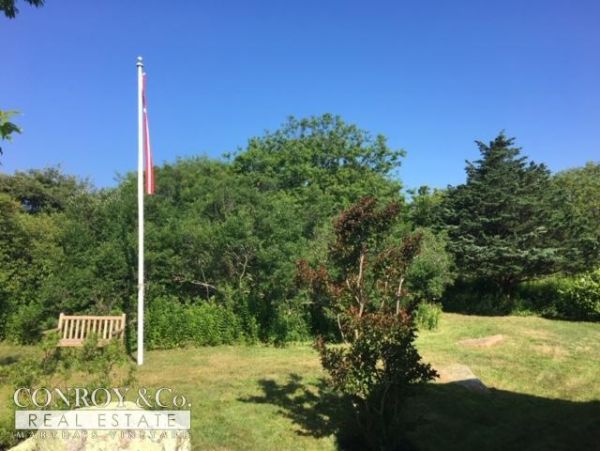 Cape Cod Home 994322