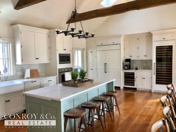 Cape Cod Home 994326