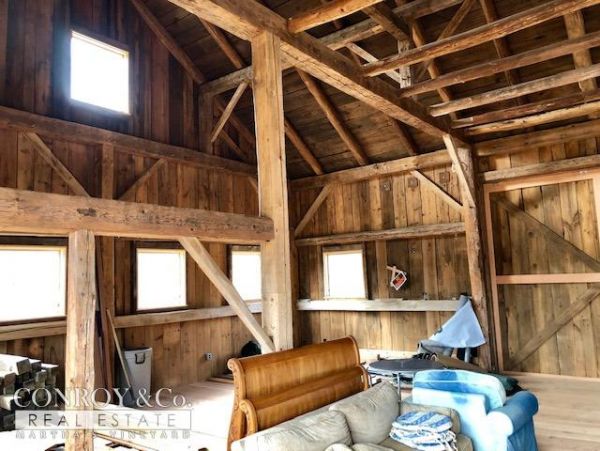 Cape Cod Home 994326