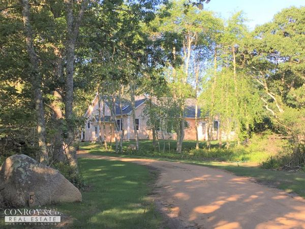 Cape Cod Home 994330