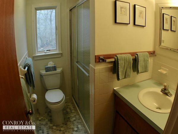Cape Cod Home 994331