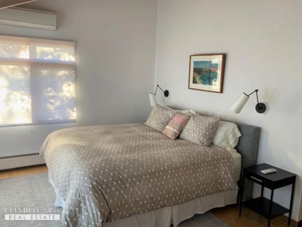 Cape Cod Home 994332